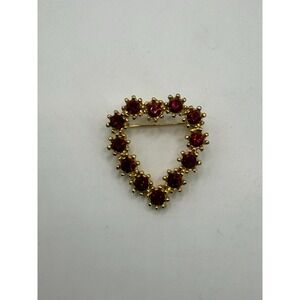 Vintage Gold Tone Red Rhinestone Heart Brooch – Romantic Statement Pin